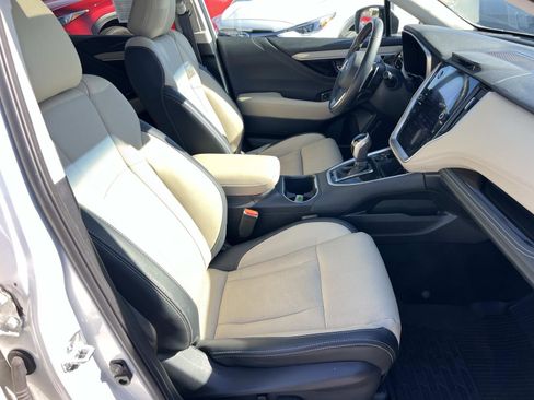 Used 2022 Subaru Outback Limited image 13