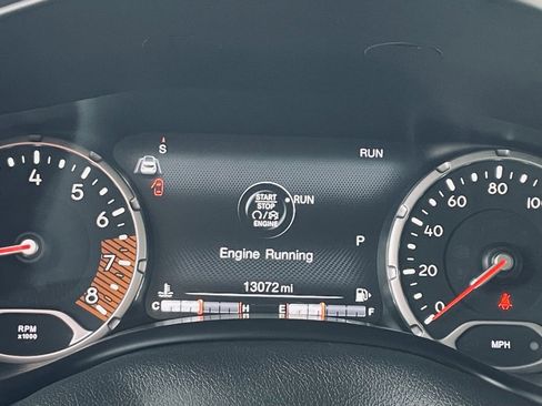 Used 2023 Jeep Renegade Latitude image 12