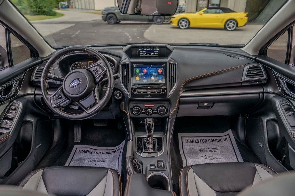 Used 2020 Subaru Crosstrek 2.0i Limited w/ Moonroof Package w/Navigation AWD/4WD image 18