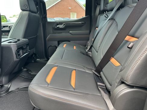 New 2026 GMC Sierra 1500 AT4 w/ Technology Package AWD/4WD image 21