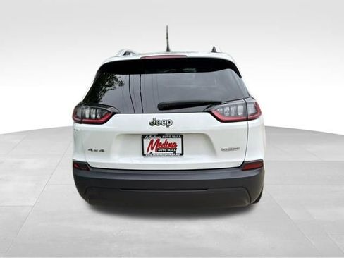 Used 2019 Jeep Cherokee Latitude Plus w/ Comfort/Convenience Group AWD/4WD image 6