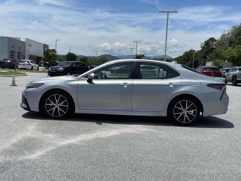 Used 2024 Toyota Camry SE w/ Cold Weather Package AWD/4WD image 25