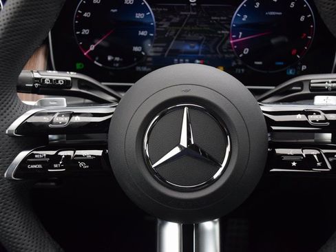 New 2026 Mercedes-Benz GLC 300 image 21