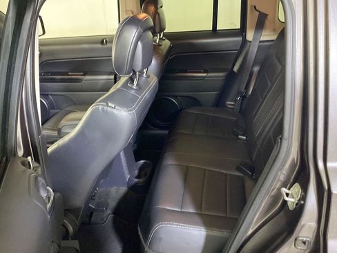 Used 2015 Jeep Patriot High Altitude AWD/4WD image 17