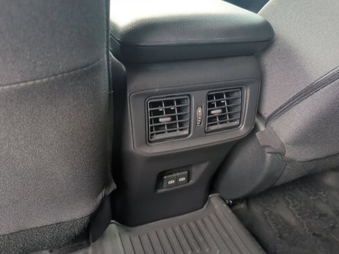 Used 2023 Toyota RAV4 AWD Hybrid image 38