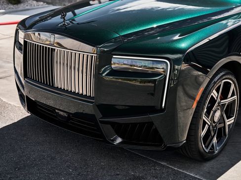 Used 2026 Rolls-Royce Cullinan Black Badge AWD/4WD image 17