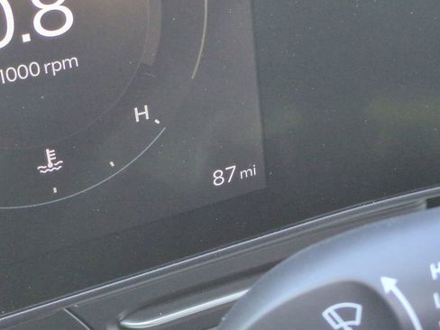 New 2026 Hyundai Kona SEL Premium image 34