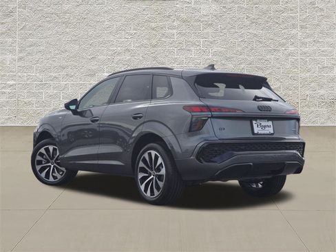 New 2026 Audi Q3 quattro 2.0T AWD/4WD image 5