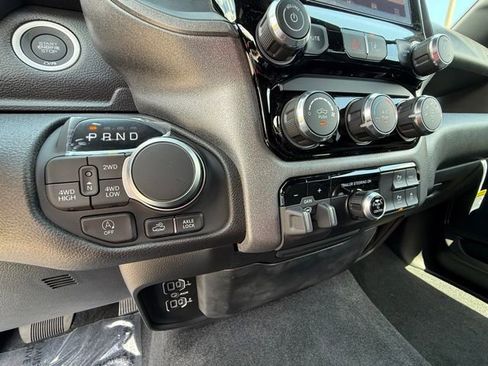 New 2026 RAM 1500 Classic Warlock image 27