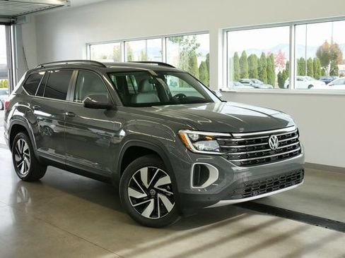 New 2026 Volkswagen Atlas SE image 1