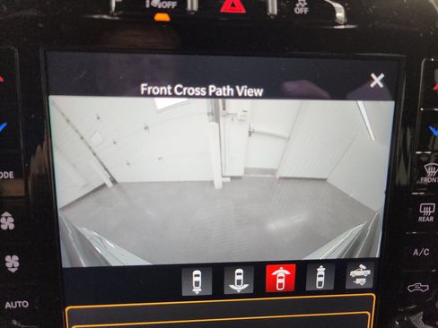 Used 2022 RAM 3500 Limited AWD/4WD image 61
