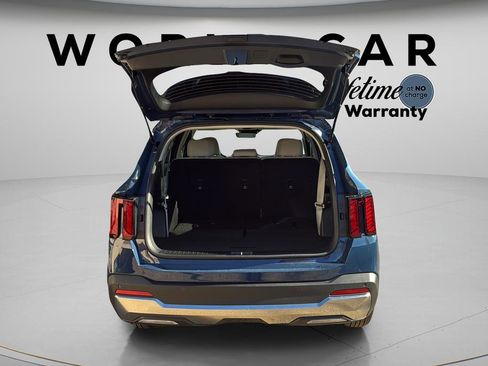 New 2026 Kia Sorento S image 9