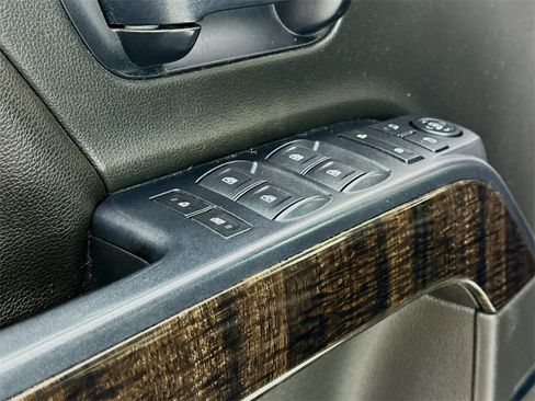 Used 2015 GMC Sierra 3500 Denali w/ Duramax Plus Package image 18