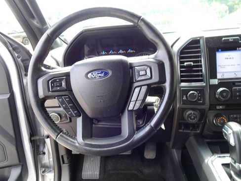 Used 2017 Ford F150 XLT w/ Equipment Group 302A Luxury AWD/4WD image 22