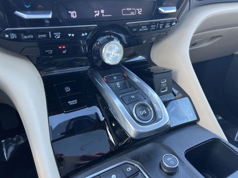 Used 2023 Acura MDX SH-AWD w/ Technology Package image 22