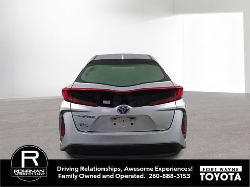 Used 2017 Toyota Prius Prime Premium w/ Carpet Mat Package FWD image 8