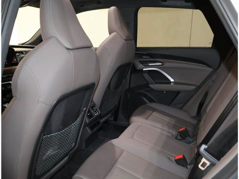 Used 2025 Audi Q5 Premium Plus AWD/4WD image 15