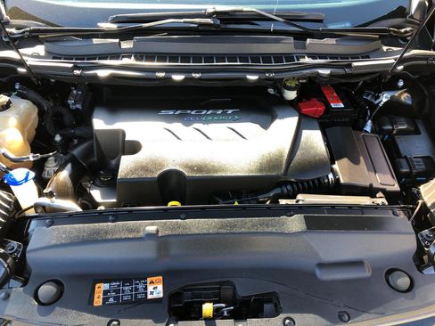 Used 2017 Ford Edge Sport w/ Technology Package image 33