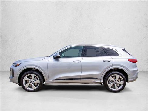 New 2026 Audi Q5 Premium Plus AWD/4WD image 8