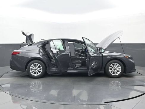 New 2026 Toyota Camry LE w/ Convenience Package FWD image 30