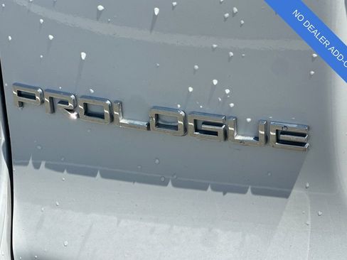 Used 2024 Honda Prologue EX image 32
