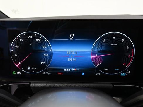 Used 2025 Mercedes-Benz GLA 250 4MATIC image 26