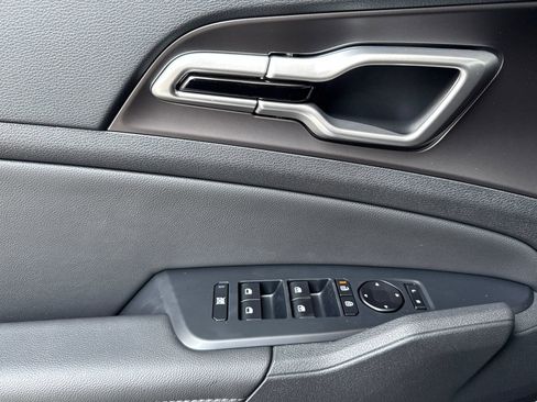 New 2026 Kia Sportage EX image 7