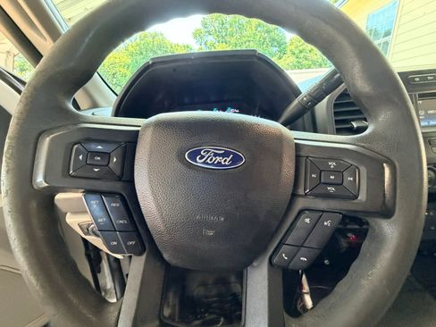 Used 2019 Ford F550 2WD Regular Cab Super Duty image 18