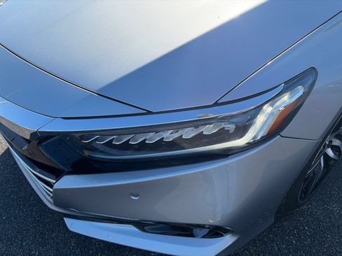 Used 2022 Honda Accord Touring image 18