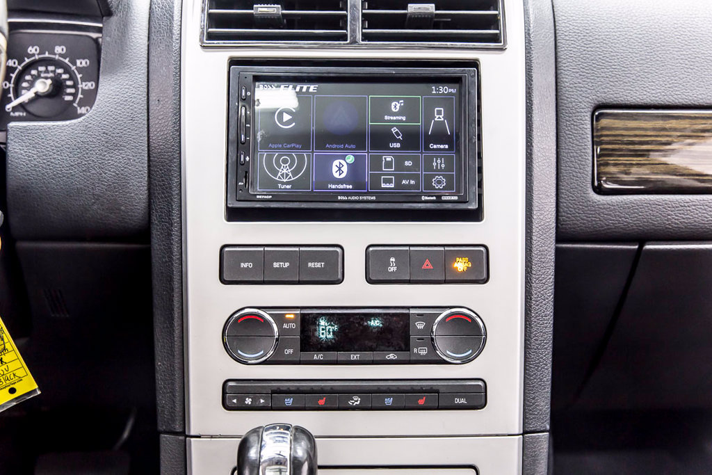 Used 2010 Lincoln MKX AWD image 19