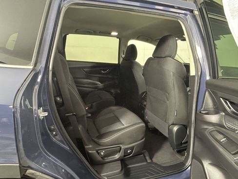 Used 2025 Subaru Ascent Premium image 28