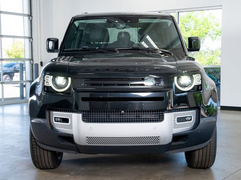 Used 2024 Land Rover Defender 90 S AWD/4WD image 3
