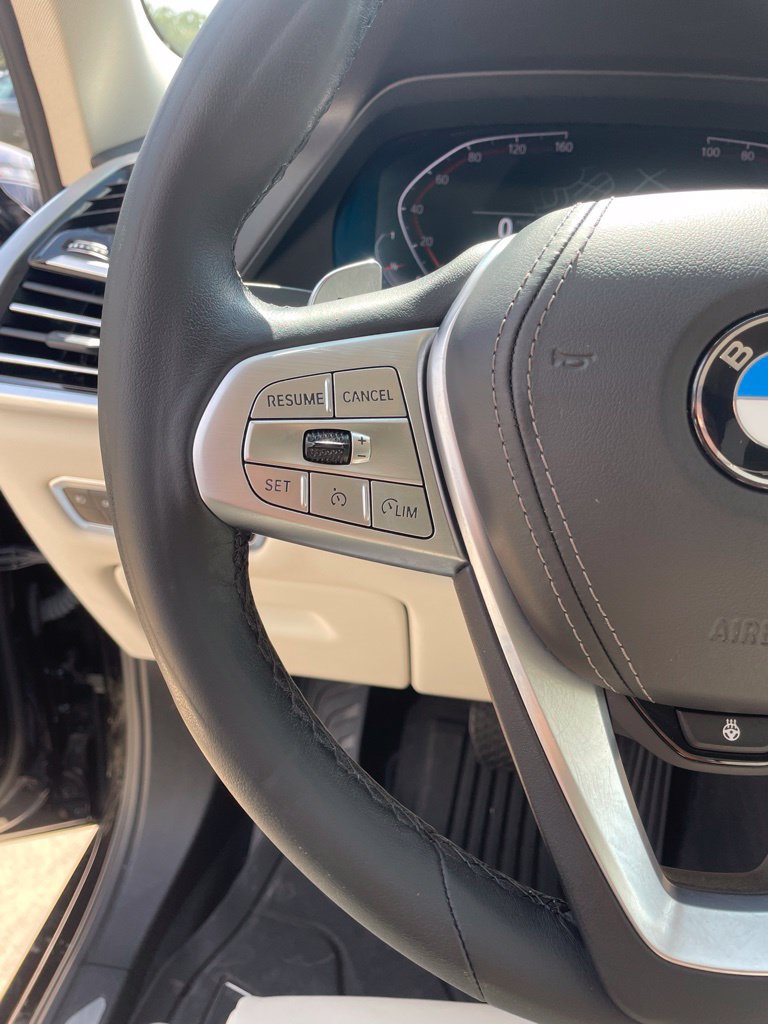 Used 2022 BMW X7 xDrive40i w/ Parking Assistance Package AWD/4WD image 14