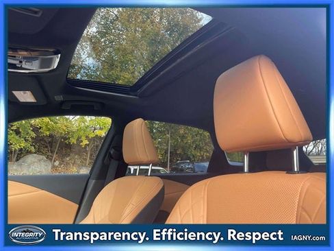 Used 2023 Lexus RX 350 Premium image 21