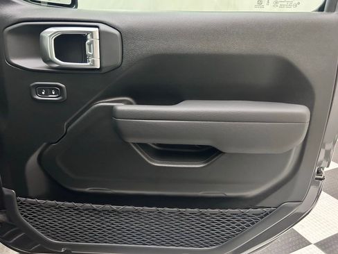 New 2026 Jeep Gladiator Sport image 16