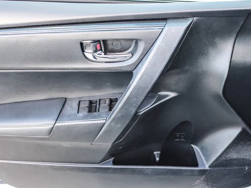 Used 2019 Toyota Corolla XSE w/ Carpet Mat Package (TMS) FWD image 21