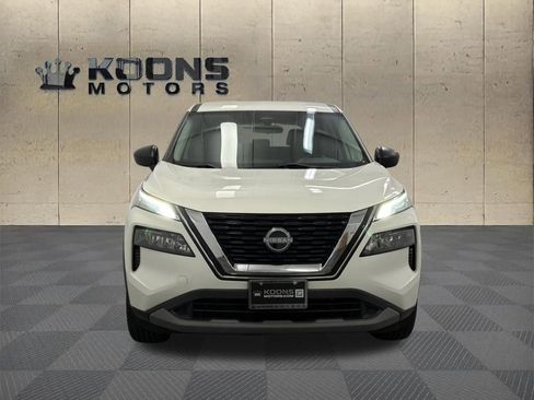 Used 2023 Nissan Rogue S AWD/4WD image 3
