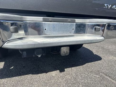 Used 2018 Nissan Frontier SV w/ Value Truck Package AWD/4WD image 13