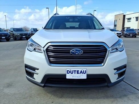 Used 2022 Subaru Ascent Premium w/ Convenience Package image 2