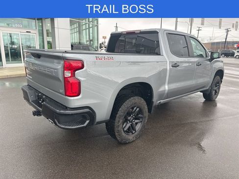 Used 2023 Chevrolet Silverado 1500 LT Trail Boss w/ Convenience Package II AWD/4WD image 6