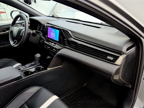 Certified 2025 Toyota Camry SE image 26