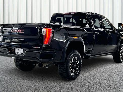Used 2024 GMC Sierra 2500 AT4X image 6