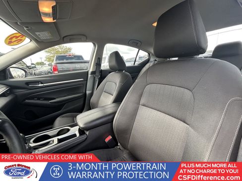 Used 2023 Nissan Altima 2.5 SV image 3