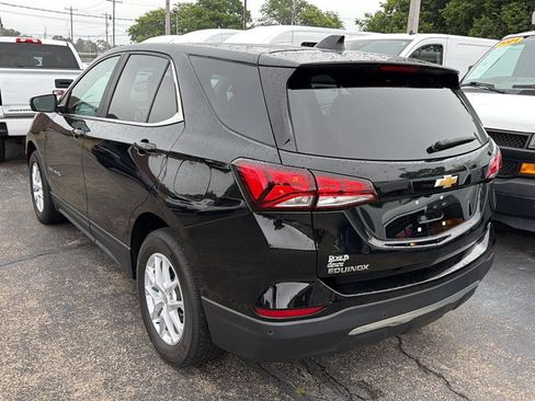 Used 2024 Chevrolet Equinox LT FWD image 5