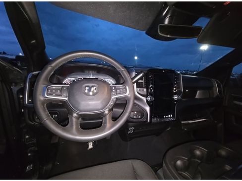 Used 2025 RAM 2500 Big Horn AWD/4WD image 4