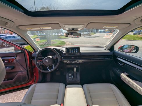 Used 2024 Honda CR-V EX-L image 12