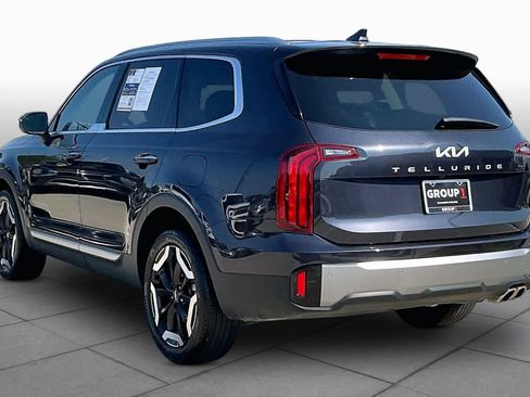 Used 2025 Kia Telluride S FWD image 11