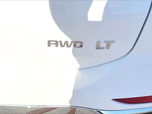 Used 2021 Chevrolet Equinox LT AWD/4WD image 9