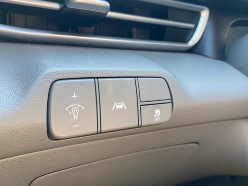 Used 2023 Hyundai Elantra SEL w/ Convenience Package image 20