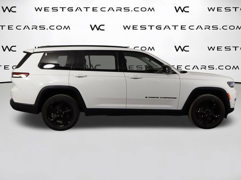 Used 2023 Jeep Grand Cherokee L Limited w/ Luxury Tech Group II AWD/4WD image 48